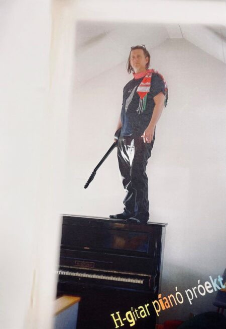 H-gítar píanó próekt